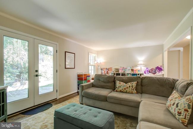 9004 Levelle Dr, House other with 5 bedrooms, 3 bathrooms and null parking in CHEVY CHASE MD | Image 23