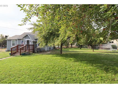 1960 Birch St, Elgin, OR, 97827-9627 | Card Image