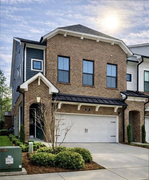 250 Walker Avenue, Roswell, GA, 30076 | Card Image