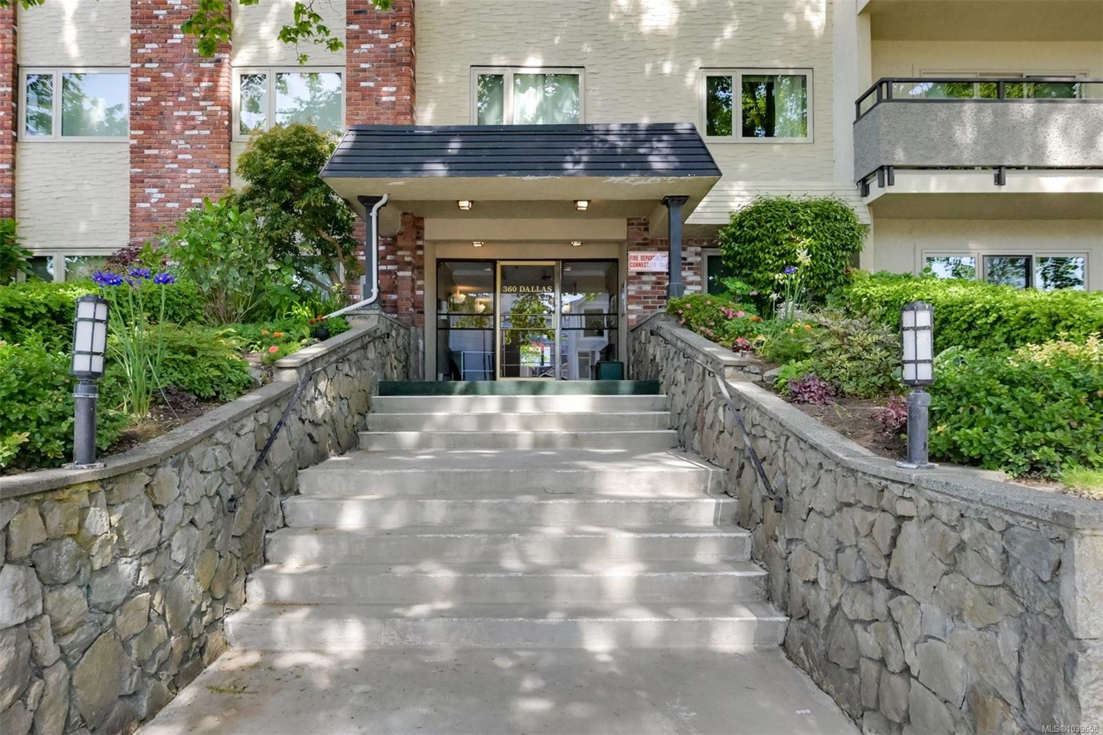 Residential in Victoria 4