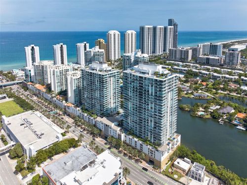 41902-300 Sunny Isles Blvd, Sunny Isles Beach, FL, 33160-5635 | Card Image