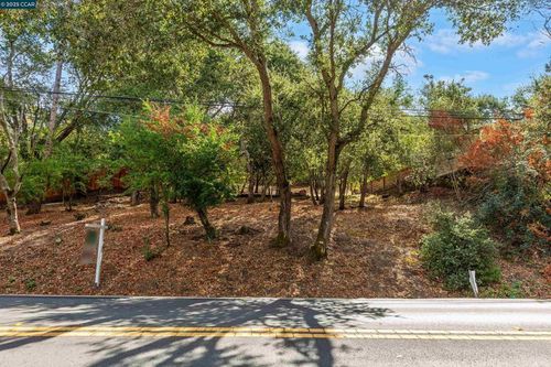 184 Glorietta Blvd, Orinda, CA, 94563-3544 | Card Image