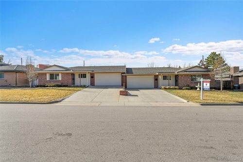 4645 S Akron St, Greenwood Village, CO, 80111-1237 | Card Image