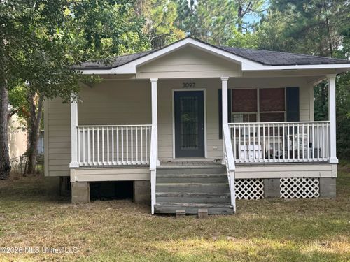 3097 Second St, Bay Saint Louis, MS, 39520-8670 | Card Image