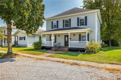 407 Edgar Avenue, House other with 4 bedrooms, 3 bathrooms and null parking in Effingham IL | Image 1