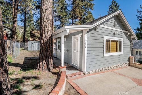 1724 Thrush Rd, Wrightwood, CA, 92397 | Card Image