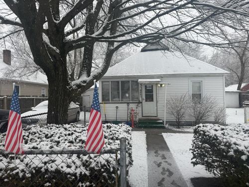 842 E Dale Ave, Muskegon, MI, 49442-5810 | Card Image