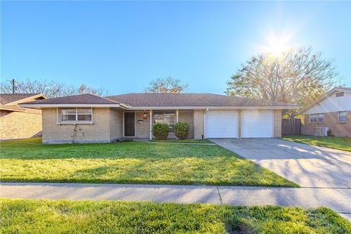 4717 S Shea Pkwy, Corpus Christi, TX, 78413-3330 | Card Image