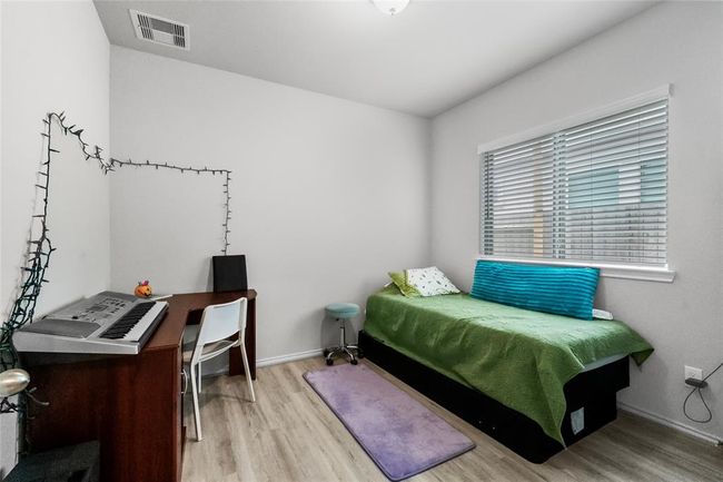 2739 Meadow View Ln, House other with 5 bedrooms, 4 bathrooms and 2 parking in Conroe TX | Image 14