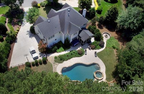 18719 Cannon Crossing Way, Davidson, NC, 28036-8804 | Card Image