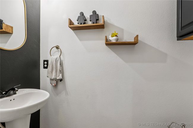 4661 148 Th St, House other with 4 bedrooms, 4 bathrooms and null parking in Bixby OK | Image 12
