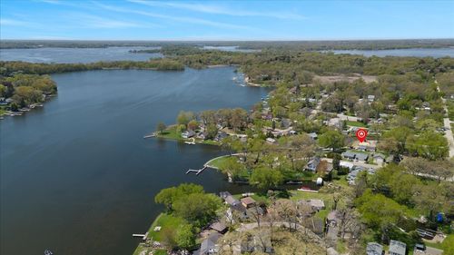 39457 N Forest Ave, Antioch, IL, 60002-8530 | Card Image