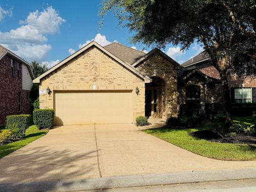 42 Black Swan Ct, The Woodlands, TX, 77354-3348 | Card Image