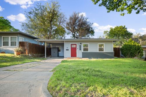 4452 Fletcher Ave, Fort Worth, TX, 76107-6213 | Card Image