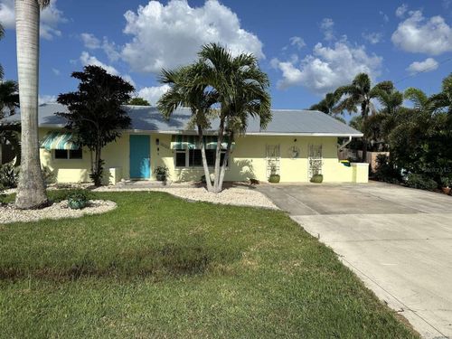 3020 Palm Dr, PUNTA GORDA, FL, 33950-3111 | Card Image