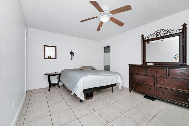 194 Larkspur Ct, House other with 4 bedrooms, 2 bathrooms and null parking in KISSIMMEE FL | Image 17