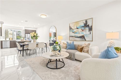 248 Rockefeller, Irvine, CA, 92612-8114 | Card Image