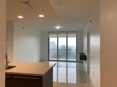 408 - 7661 Nw 107th Ave, Condo with 3 bedrooms, 3 bathrooms and null parking in Doral FL | Image 3