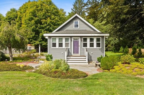 120 Carver St, Raynham, MA, 02767-1790 | Card Image