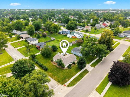 1622 Spencer St, Grinnell, IA, 50112-2642 | Card Image