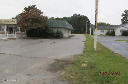 716 E 4th Avenue, Red Springs, NC, 28377 | Card Image