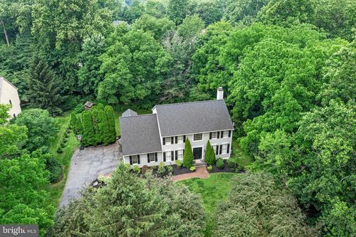 427 Buttonwood Rd, LANDENBERG, PA, 19350-9321 | Card Image