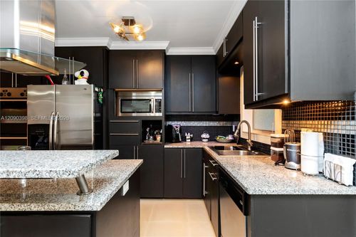 206-8400 W Sample Rd, Coral Springs, FL, 33065-4684 | Card Image