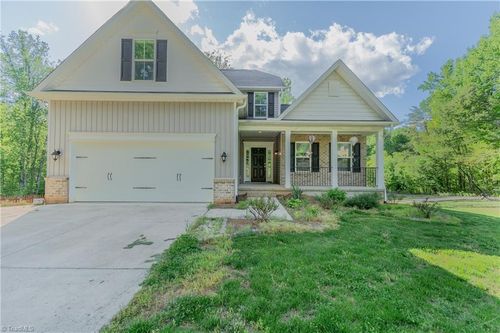 1728 Valley Brook Ct, Clemmons, NC, 27012-9232 | Card Image