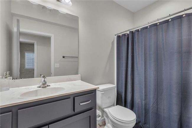 Guest Bathroom in LL | Image 31