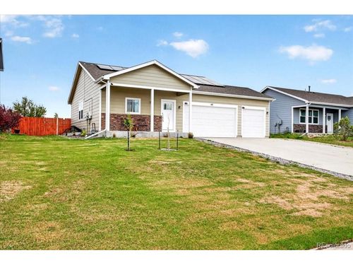 48 S 4th Ave, Deer Trail, CO, 80105-8141 | Card Image