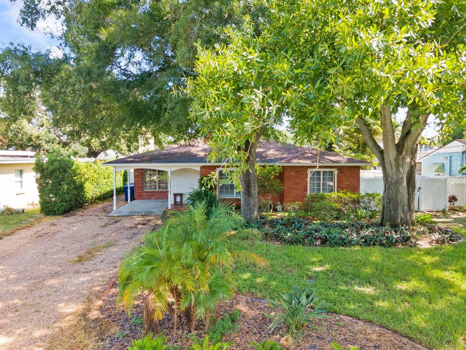 Bay Villa Ave, Tampa, FL 33611