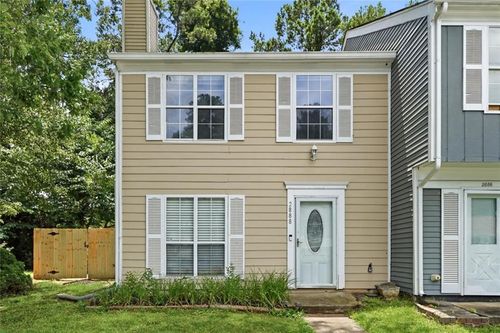 2888 Aspen Woods Entry, Doraville, GA, 30360-2727 | Card Image