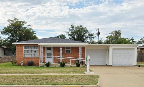 511 N 15th St, Lamesa, TX, 79331-3225 | Card Image