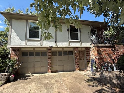 6316 Alden St, Shawnee, KS, 66216-2127 | Card Image