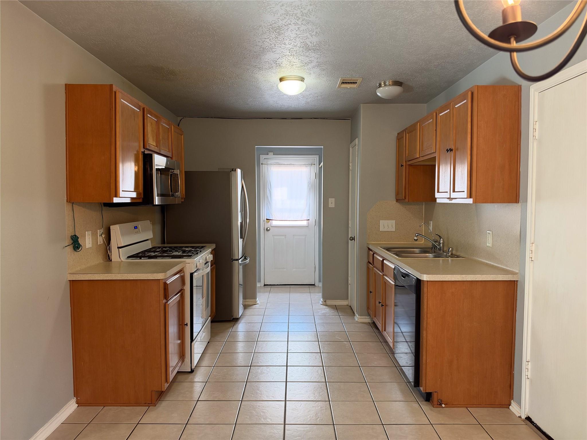 Residential Lease in Houston 3