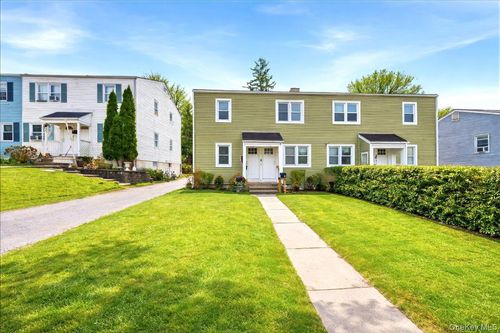 18 Vernon Ter, Poughkeepsie, NY, 12601-1812 | Card Image