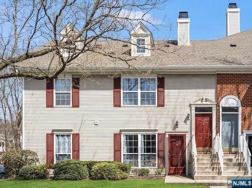 1041 Cumberland Ct, Mahwah, NJ, 07430-1361 | Card Image
