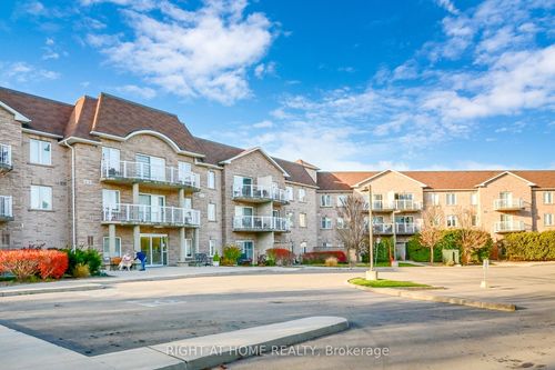 214-32 Church St, Schomberg, ON, L0G1T0 | Card Image