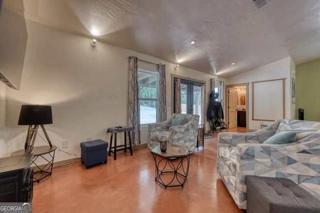 1529 Cedar View Dr, House other with 1 bedrooms, 2 bathrooms and 8 parking in Hiawassee GA | Image 12