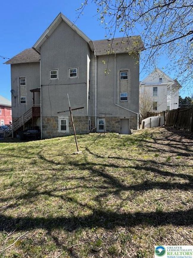 16 4 Th St, Condo with 0 bedrooms, 0 bathrooms and 20 parking in Slatington PA | Image 8