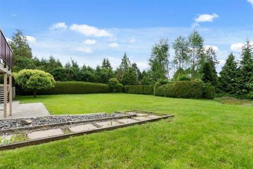 12710 54 Ave, Surrey, BC, V3X3C2 | Card Image