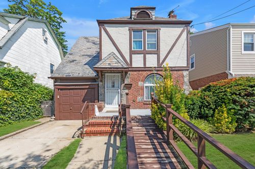 203 100th Ave, Hollis, NY, 11423 | Card Image