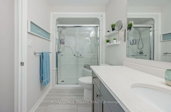 25 Feathers Cross, House attached with 4 bedrooms, 3 bathrooms and 2 parking in St Thomas ON | Image 23