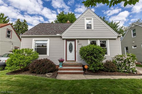 4425 W 10th Street, Cleveland, OH, 44109 | Card Image