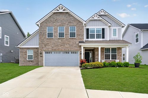 6779 Oakcrest Dr, Mccordsville, IN, 46055-5554 | Card Image