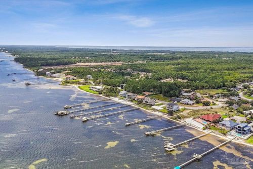 1551 Winding Shore Dr, Gulf Breeze, FL, 32563-9094 | Card Image