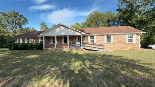 309 Kirkpatrick Dr, Selmer, TN, 38375-1806 | Card Image