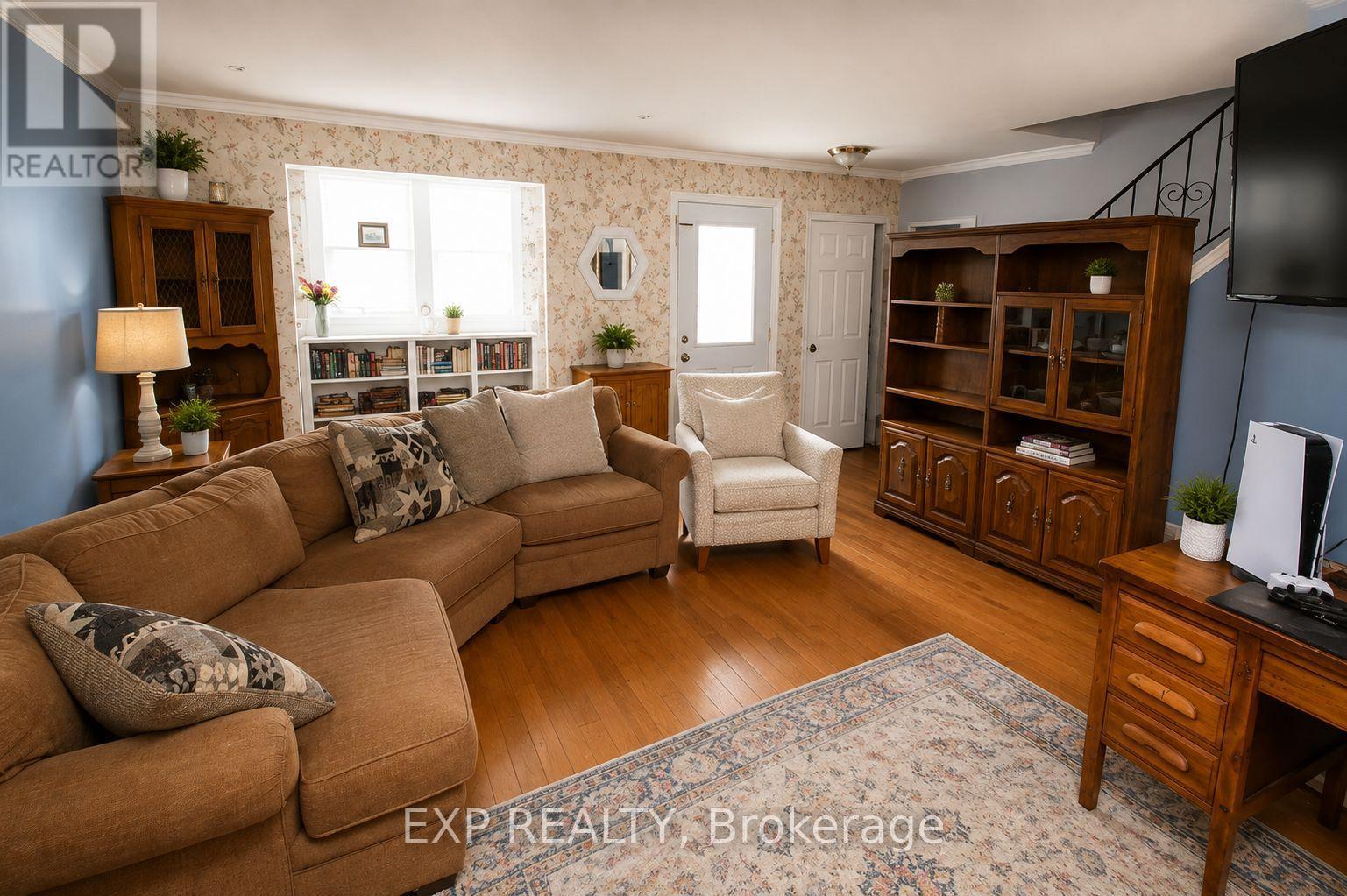 Residential in Loyalist (Bath) 2