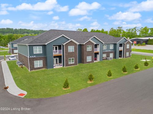 12-4231 Mel Smith Rd, New Albany, IN, 47150-9346 | Card Image