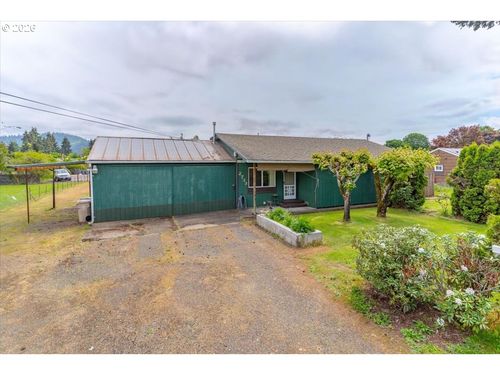 2733 Birch St, Lebanon, OR, 97355-2311 | Card Image